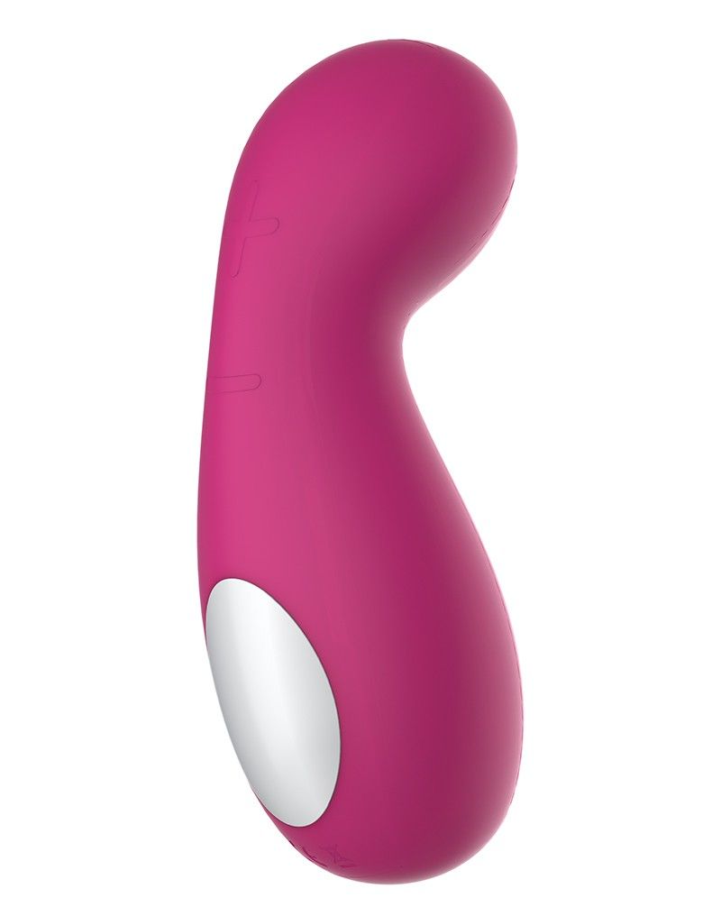 Познакомьтесь с клиторальным стимулятором Cliona, который готов открыть дверь в мир новых оргазмов и переживаний! Он мощный, водонепроницаемый, идеальной формы и размера. Его самым большим преимуществом является то, что вы можете соединить его с интерактивной игрушкой Kiiroo вашего партнера или с интерактивным эротическим видео и наслаждаться сексом в виртуальной реальности.<br><br> Стимулятор клитора высочайшего технологического уровня. Играйте соло или со своим партнером, вместе или на расстоянии. Подключайтесь к интерактивным эротическим выводам и чувствуйте происходящее на экране. Максимально простое, интуитивно понятное управление.Совместим со всеми продуктами Kiiroo. <br><br> Заряжается через USB (кабель в комплекте). Время зарядки: 2 часа. Время работы: 1 час. Водонепроницаемый