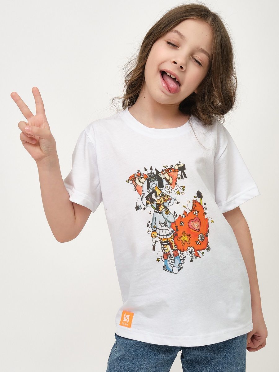 Детская футболка с принтом Moon из хлопкового полотна.