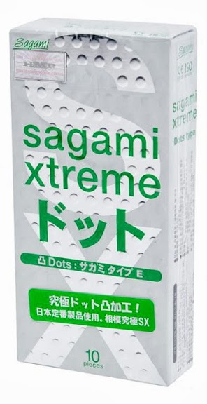 С презервативами Sagami Xtreme Type-E вы сможете подарить любимой поистине чувственный секс. <br><br> Точечки на поверхности усилят ощущения при вагинальной стимуляции, а значит, приблизят партнёршу к желанной разрядке. <br><br> Малая толщина (0,04 мм) позволит вам прочувствовать каждую пульсацию возбуждённого лона. Настолько реалистично, словно вы не используете кондом вовсе!<br><br> Расширенные в области головки, эти презервативы максимально комфортны в использовании, а точечная поверхность усиливает ощущения. Удивительно эластичные и мягкие презервативы.   В упаковке - 10 шт.<br> Толщина стенки - 0,04 мм.<br> Номинальная ширина - 52 мм.