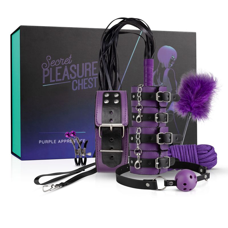 Фиолетовый эротический набор Dark Apprentice. В комплекте зажимы на соски, ошейник, поводок, оковы, наручники, кляп, шекоталка, веревка (10 метров), плеть.