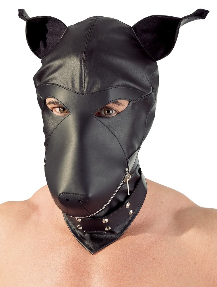 Шлем-маска Dog Mask в виде морды собаки.
