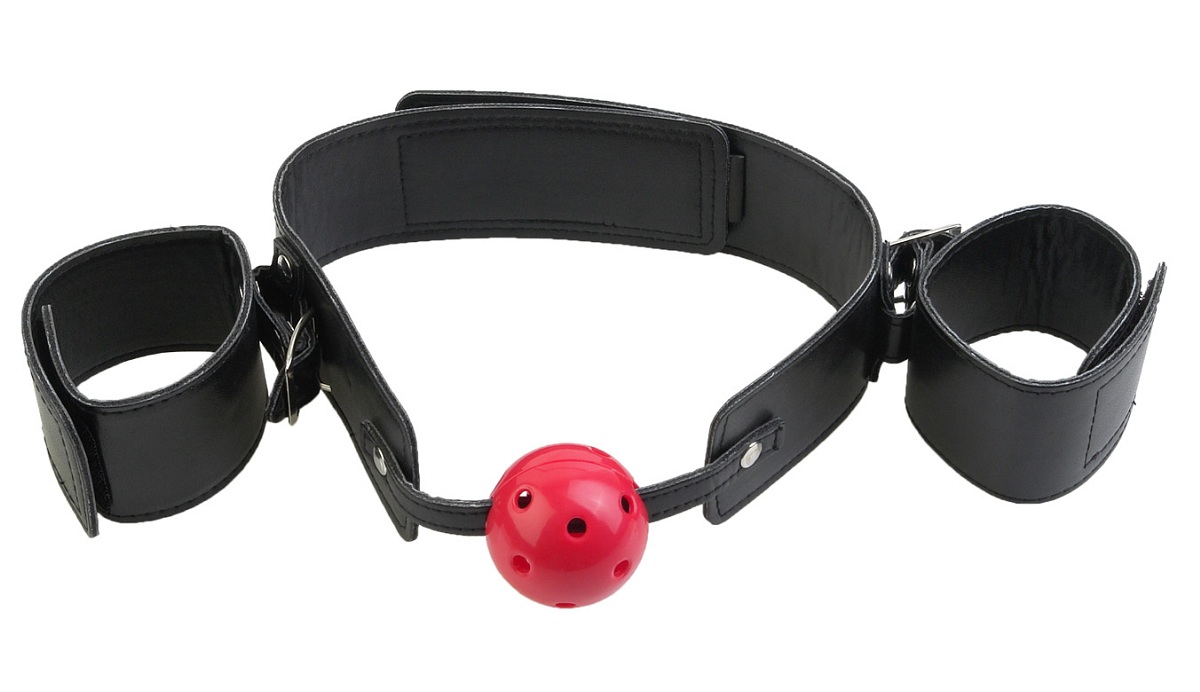 Кляп-наручники с красным шариком Breathable Ball Gag Restraint.