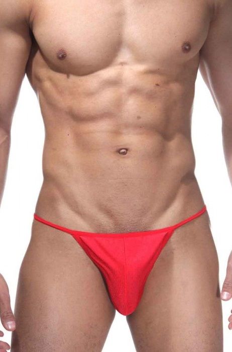 Гладкие тянущиеся минимальные стринги для мужчин ярко-красного цвета, на очень тонких резинках, V-формы сзади.