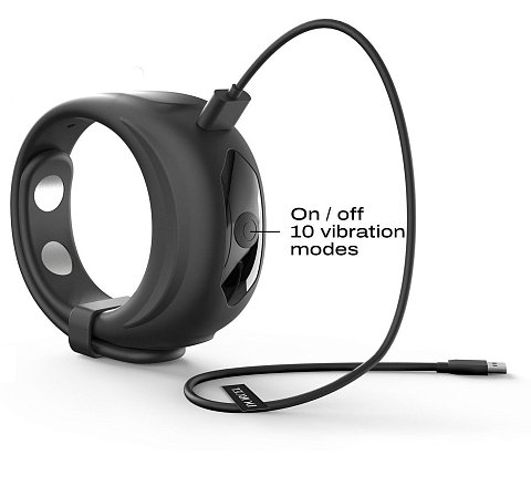 Разожгите страсть в вашей паре с Fit Vibe Ring — универсальным кольцом, которое одновременно стимулирует половой член, мошонку и клитор! Благодаря регулируемому ремню кольцо идеально адаптируется к вашему телосложению. Эргономичный дизайн и хорошо расположенный мотор обеспечивают стимуляцию клитора во время проникновения. Мягкое силиконовое кольцо обещает максимальный комфорт и водонепроницаемость по стандарту IPX7, что позволяет использовать его даже в душе. Наслаждайтесь усиленной эрекцией и продлевайте взаимное возбуждение. Диаметр - 4-5,7 см.