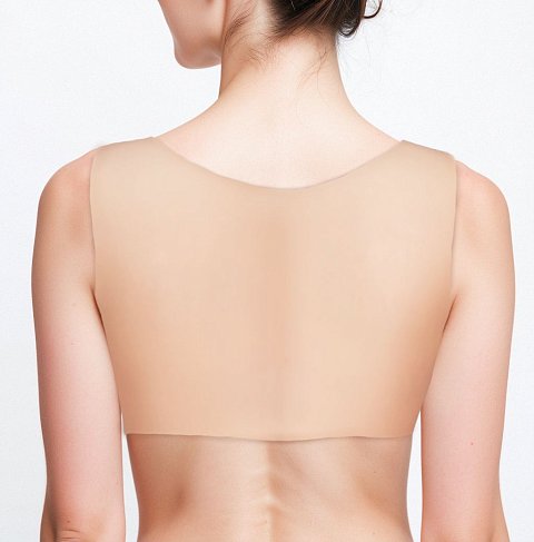 Идеальное решение для тех, кто ищет надёжную, незаметную и реалистичную косметическую коррекцию фигуры. Эти парные парапротезы созданы для того, чтобы визуально и тактильно имитировать натуральную грудь — под одеждой, в движении, в повседневной жизни. Без бюстгальтера. Без зазоров. Без компромиссов. <br><br>  Телесный цвет — идеально маскируется под кожу, не выделяется под одеждой, создаёт естественный, плавный контур силуэта.<br><br>  Фиксация в виде майки — плотно и мягко облегает грудную клетку, не сползает, не смещается даже при активном движении.<br><br>  Трёхслойная силиконовая конструкция: внешний фиксирующий каркас — мягкий медицинский силикон, гипоаллергенный и приятный к телу  внутри отформованных молочных желез — силиконовый гель, который имитирует естественную плотность, упругость и подвижность живой ткани.<br><br>  Реалистичный вес и динамика — при ходьбе, наклонах, объятиях протезы двигаются и колышутся точно как настоящая грудь.<br><br>  Тактильная натуральность — прикосновения вызывают ощущение тёплой, живой, упругой кожи.<br><br>  Не требует бюстгальтера — анатомичная посадка и эластичность материала обеспечивают надёжную фиксацию без дополнительной поддержки.<br><br>  Незаметный дизайн — под одеждой никто не догадается, что это протезы. Идеально подходит для работы, свиданий, путешествий и повседневной жизни. Объем под грудью - 70-110 см.