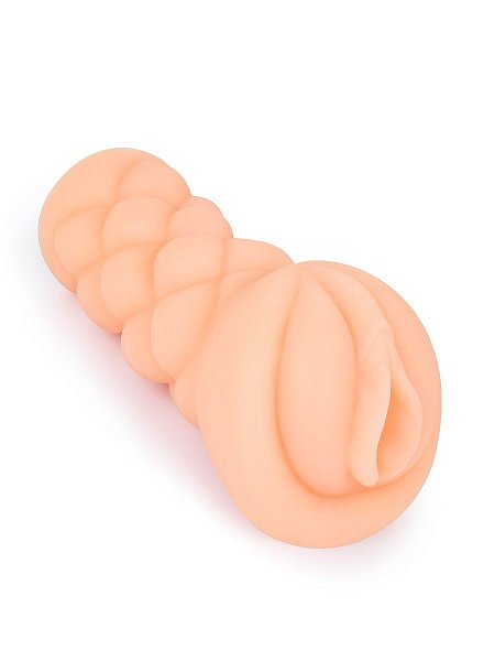 Набор интимных аксессуаров для мужского удовольствия. В комплект входят: мастурбатор в виде самой пикантной части женского тела, 3 эрекционных кольца разного диаметра, вибропуля с проводом, эргономичный пульт управления. Благодаря мягкому эластичному материалу мастурбатор отлично растягивается, подстраиваясь под размер полового члена. Его внутренняя поверхность имитирует стенки влагалища, что способствует дополнительной стимуляции пениса. Соедините вибропулю с пультом управления. Вставьте вибропулю в одно из отверстий изделия. Интенсивность виброрежима регулируется с помощью колёсика, расположенного на пульте управления.  Диаметр колец - 6, 5 и 4 см, внутренний - 5, 4 и 3 см.