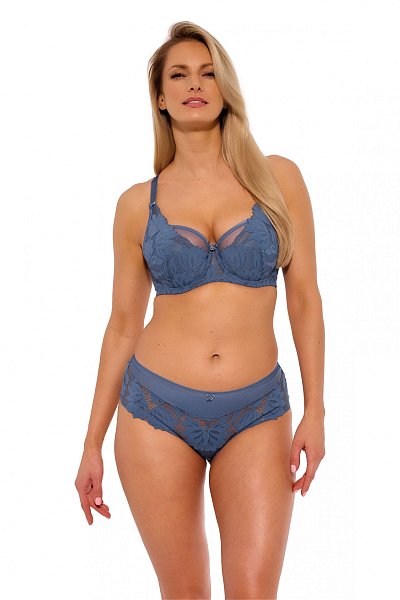 Бюстгальтер Keto PU выполнен на косточках, с дополнительными боковыми поддержками, чашки шитые, нижняя часть на тонком поролоне, внутренняя сторона прошита хлопковым трикотажем, верхняя часть чашки из тонкой сетки, внешняя часть из кружевного полотна с растительным рисунком, спинка из стабилизирующей сетки. Бретельки не отстёгиваются, регулируются по длине, на спине застёжка - удлинитель на крючках, фурнитура металлическая крашеная.