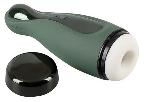 Мастурбатор с 2 функциями от Rebel, сочетающий всасывание и вибрацию. 6 режимов вибрации и 3 режима всасывания обеспечивают приятное разнообразие и могут управляться отдельно нажатием кнопки прямо на игрушке. Внутренняя вставка оснащена бесчисленными мягкими массажными точками и бороздками и может быть снята для легкой очистки. Перезаряжаемый - USB-кабель для зарядки входит в комплект.